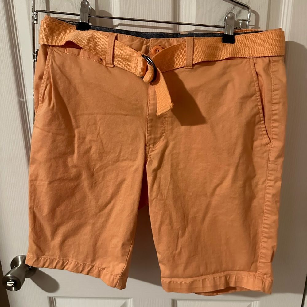 Guess Belted Shorts Flat Front - Size 34